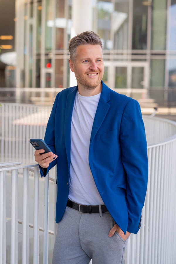 Jimmi Henvig_Context&.jpg