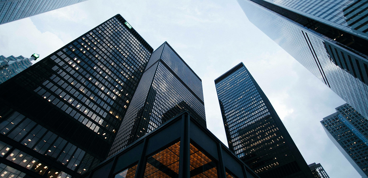 Financial Services - Industri grafik - D 1392x674px_3.jpg